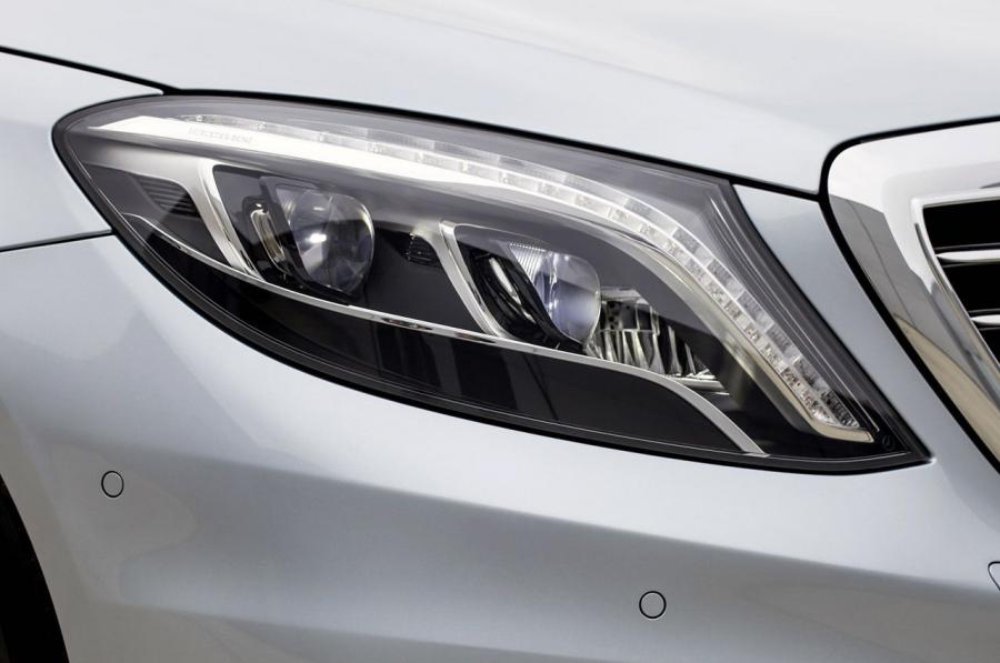  Mercedes-Benz S63 AMG 2014 года  (фото 2 из 125)